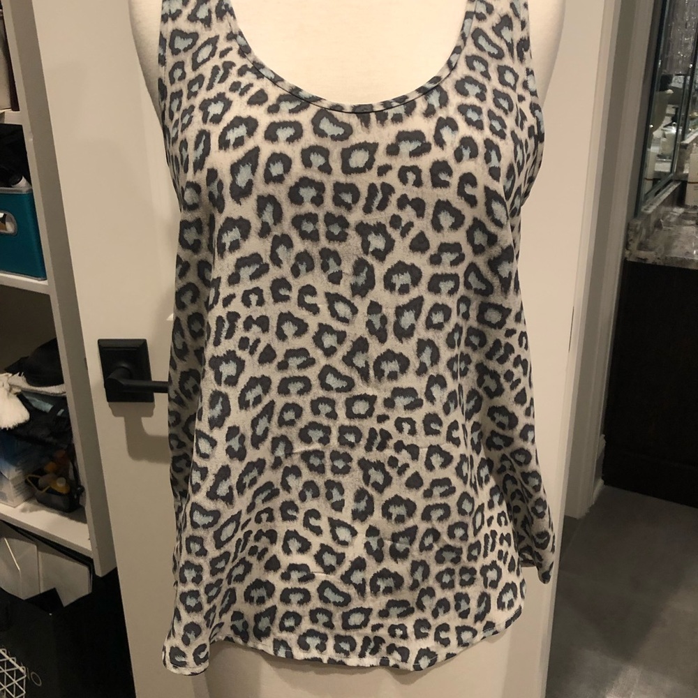 Joie snow leopard tank